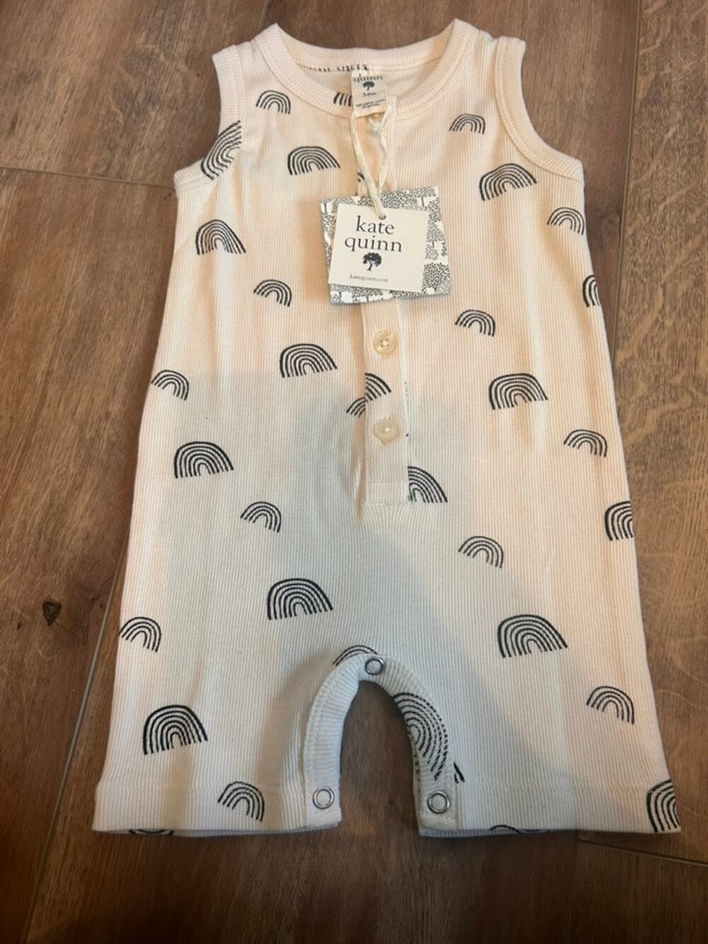Kate Quinn 3-6 m cream rainbow romper